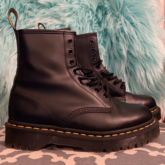 DR Martens AirWair 1460 SMOOTH LEATHER PLATFORM BOOTS-Unisex, Black, Sz 6/7 - Picture 8 of 14